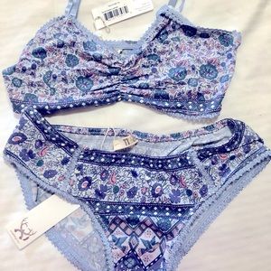 Spell Kombi  bralette and panty set lavender